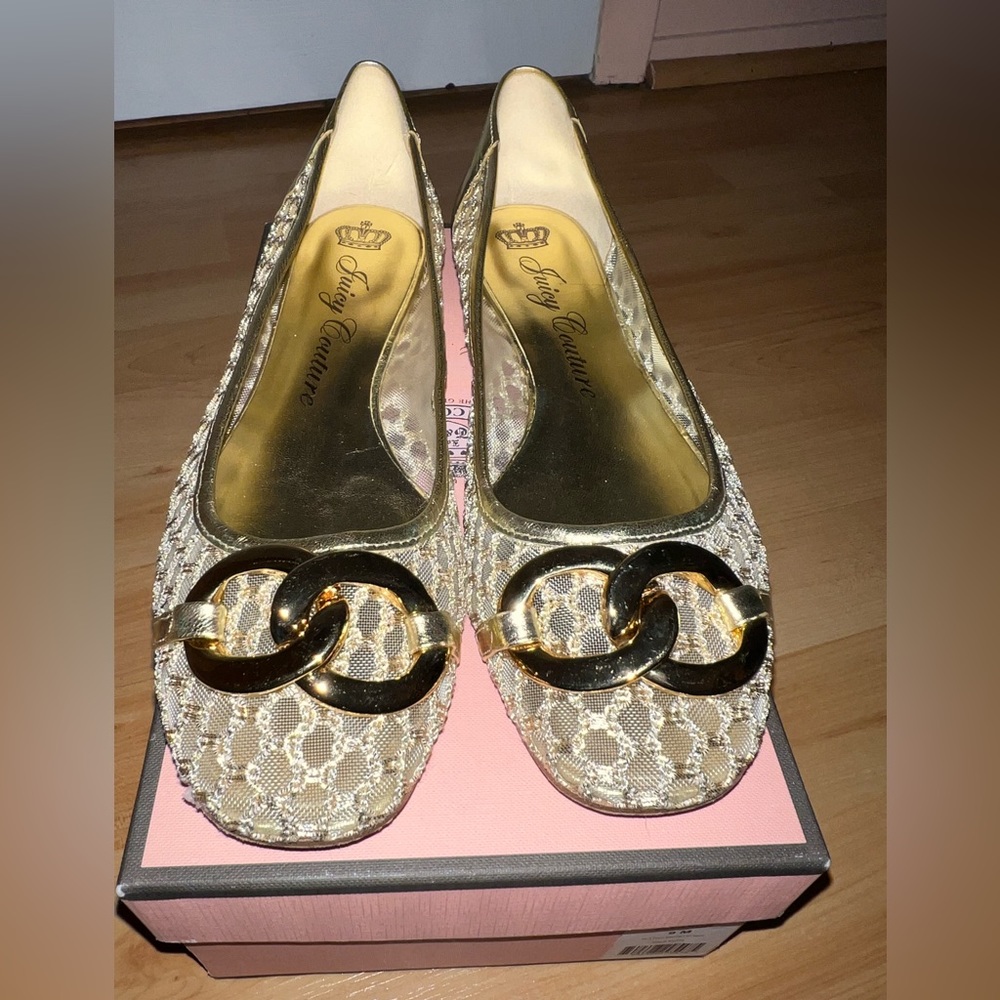 Juicy Couture Gold Eleanor Metallic size 9